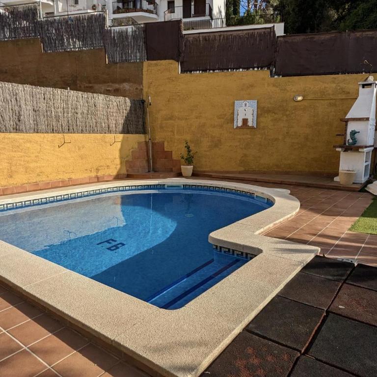 EVH105 - Casa con piscina privada - Casa de 3 dormitorios - 65