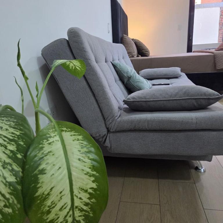 Piscina y gym Suite Top Premium en Equipetrol - One-Bedroom Apartment - 1