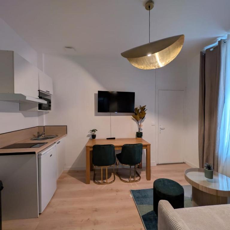 Appartement cosy près de la cathédrale - Apartment mit 1 Schlafzimmer - 2