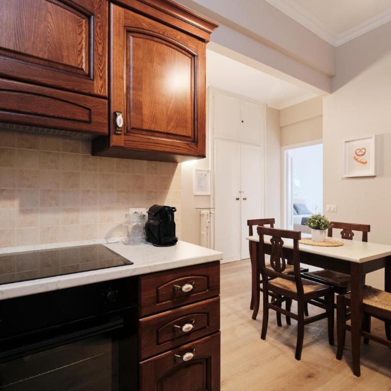 50 Apartments LANDO - Appartamento con 3 Camere da Letto e con Balcone - 42