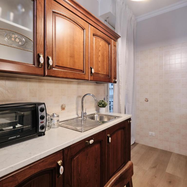 50 Apartments LANDO - Appartamento con 3 Camere da Letto e con Balcone - 41