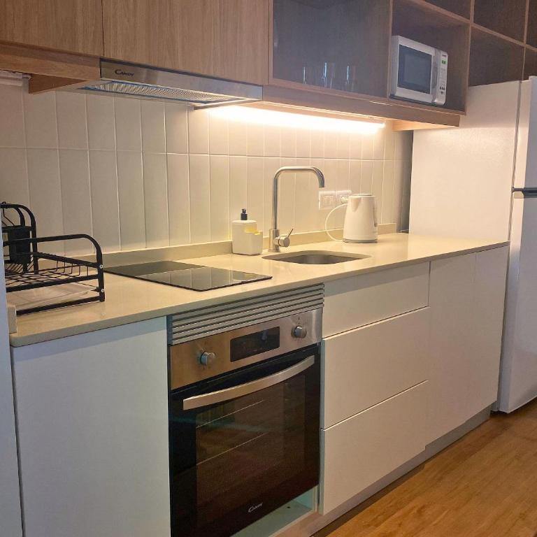 Live Suites - One-Bedroom Apartment - Non-Smoking - 12