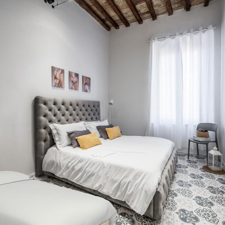 Emilia Suite Palace - Appartamento con 1 Camera da Letto - 4