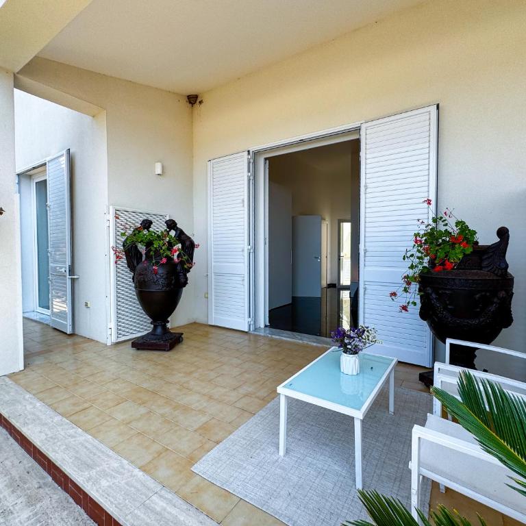 Villa Nauna - Beachfront Villa with Garden & Sea-View Terrace Santa Caterina - Marea Stays Collection - Casa con 2 Camere da Letto - 5