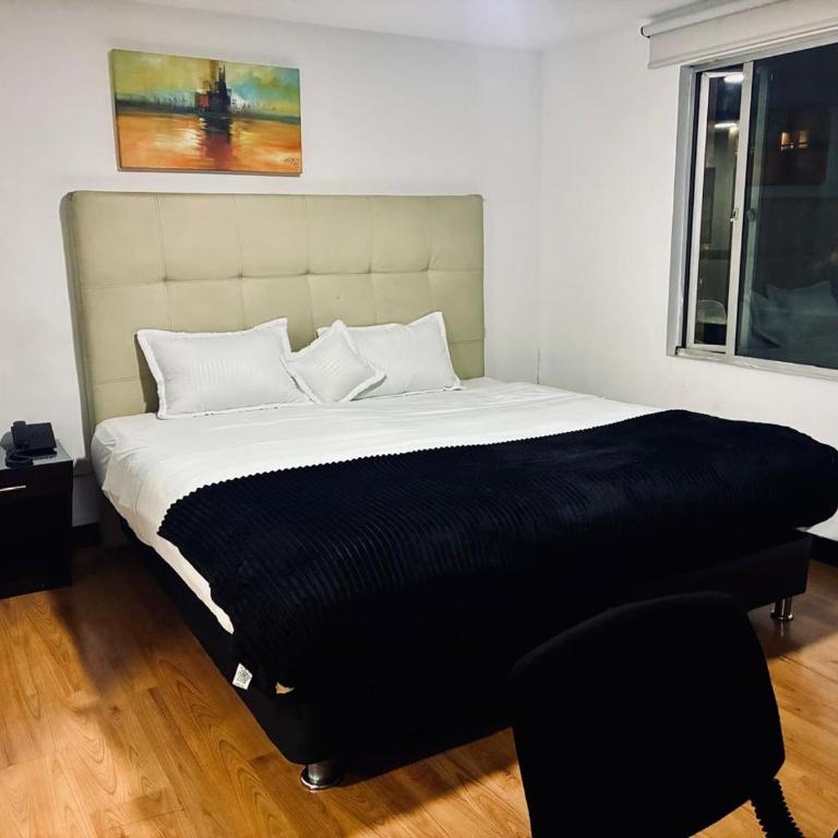 Nova Hotel Bogota - Large Single Room - 1