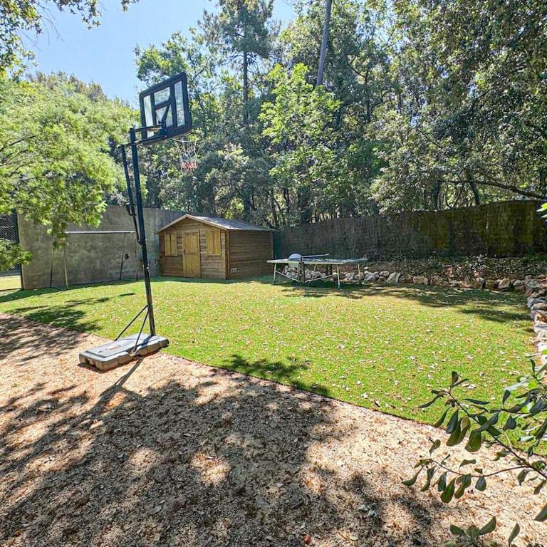 Superbe villa de 5 suites, climatisation, piscine, tennis, hauteurs de St Paul - Villa - 65
