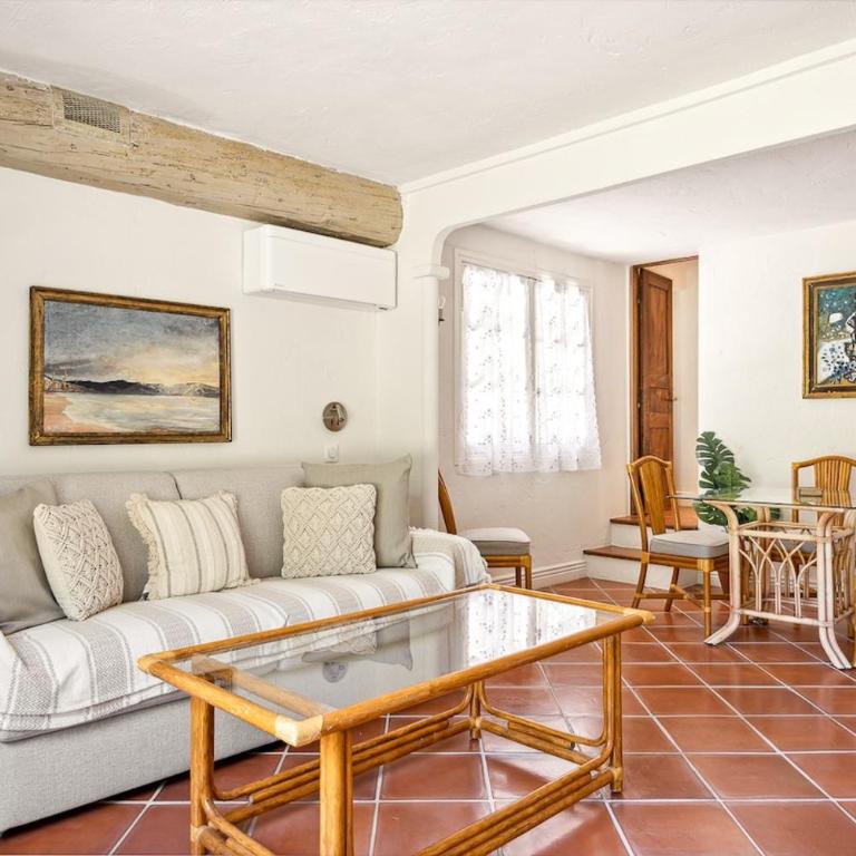 Superbe villa de 5 suites, climatisation, piscine, tennis, hauteurs de St Paul - Villa - 38