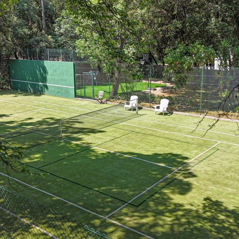 Superbe villa de 5 suites, climatisation, piscine, tennis, hauteurs de St Paul - Villa - 60