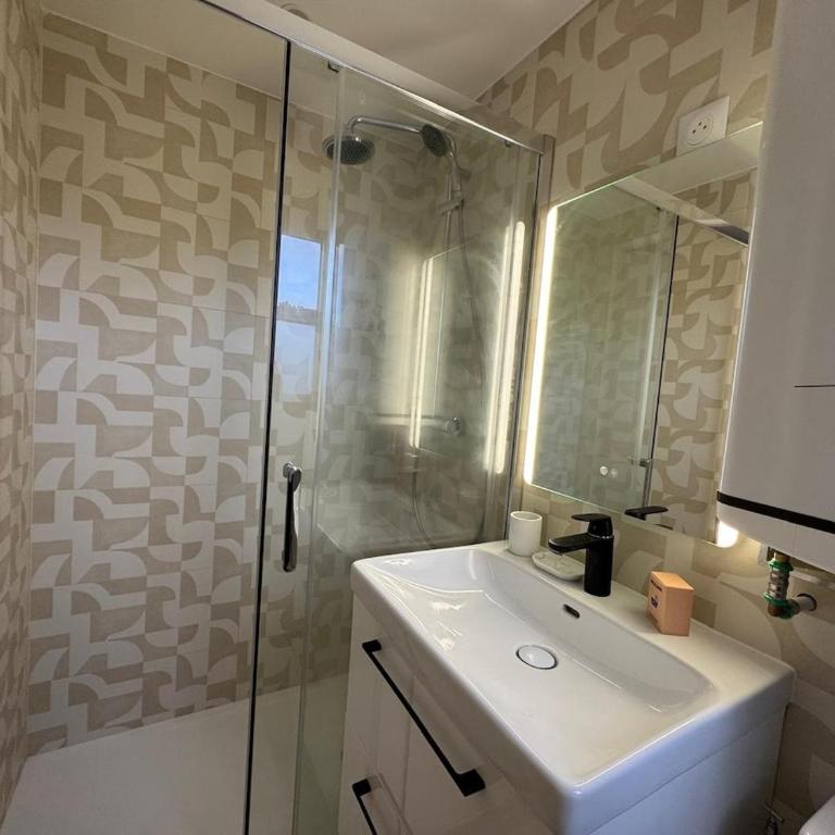 Charmant T2 vue sur la cathédrale d'Amiens - Appartement 1 Chambre - 10