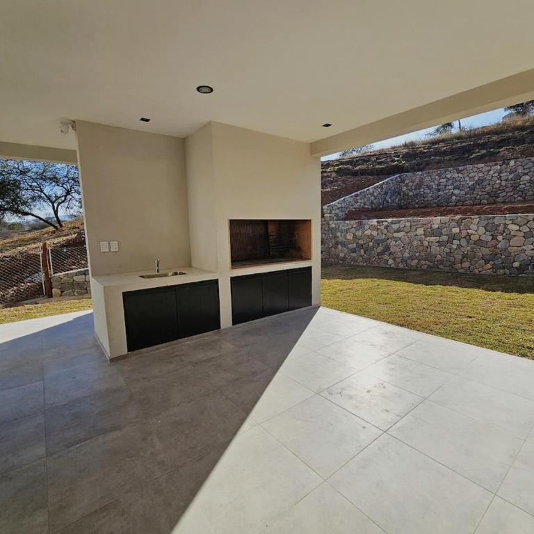 Large house in Salta, Argentina - Four-Bedroom House - 63