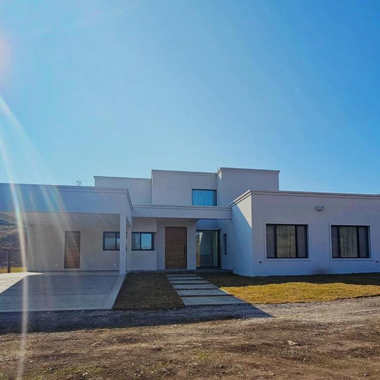 Large house in Salta, Argentina - Four-Bedroom House - 81