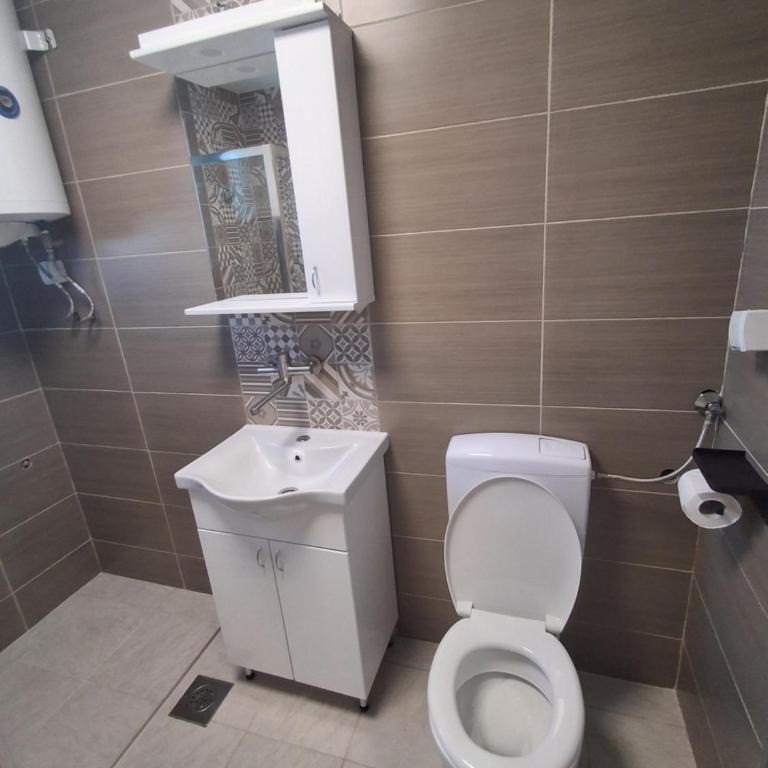 Apartman Sara - One-Bedroom House - 6