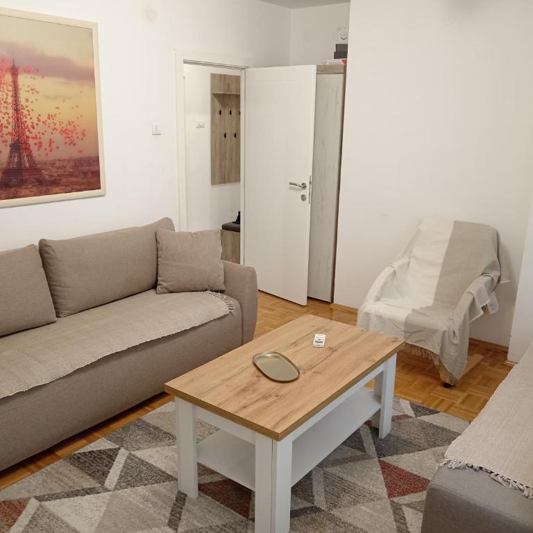 Domenica Apartment - Apartman sa Balkonom - 4