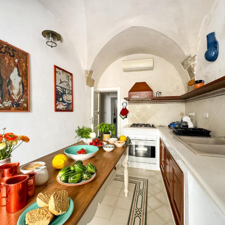La Torretta - Authentic Historic House with Panoramic Sea-View Terrace in Otranto Old Town - Marea Stays Collection - Casa con 2 Camere da Letto - 8