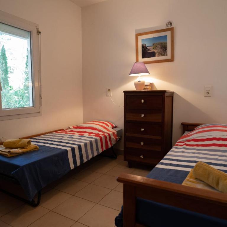 Riboleys - Maison à 150m de la plage - Maison 3 Chambres - 11