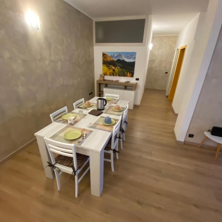 Viale Apartment Tirano - Two-Bedroom Apartment - 8