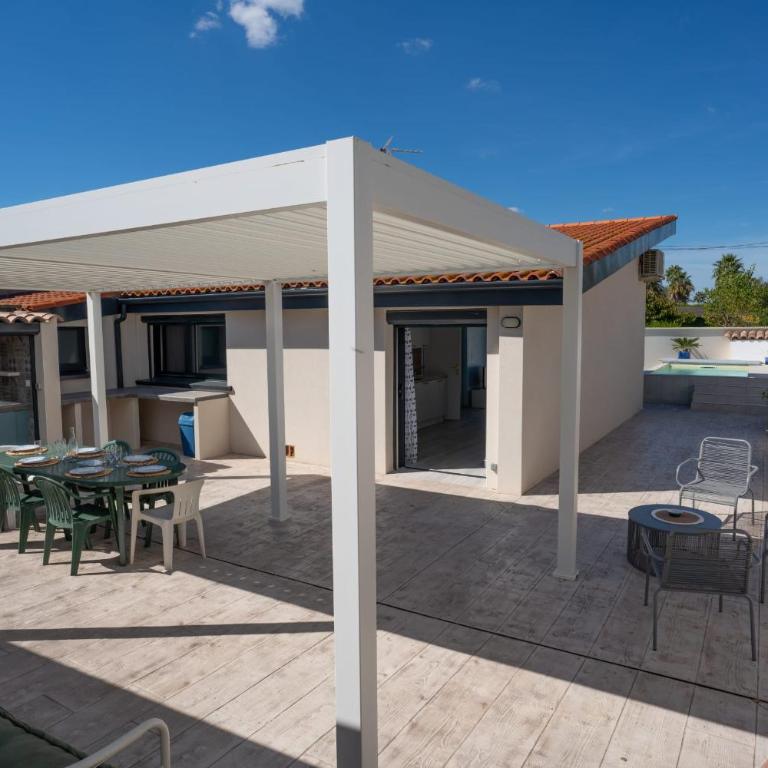 Riboleys - Villa 10 personnes avec piscine privée à 200m de la mer - Villa con 1 Camera da Letto - 4
