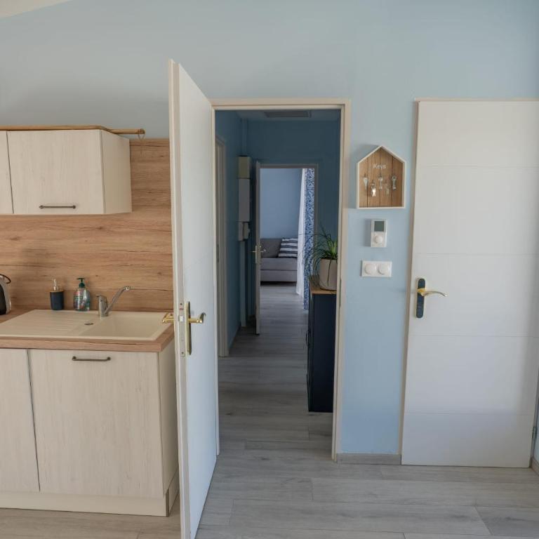Riboleys - Villa 10 personnes avec piscine privée à 200m de la mer - Villa con 1 Camera da Letto - 10