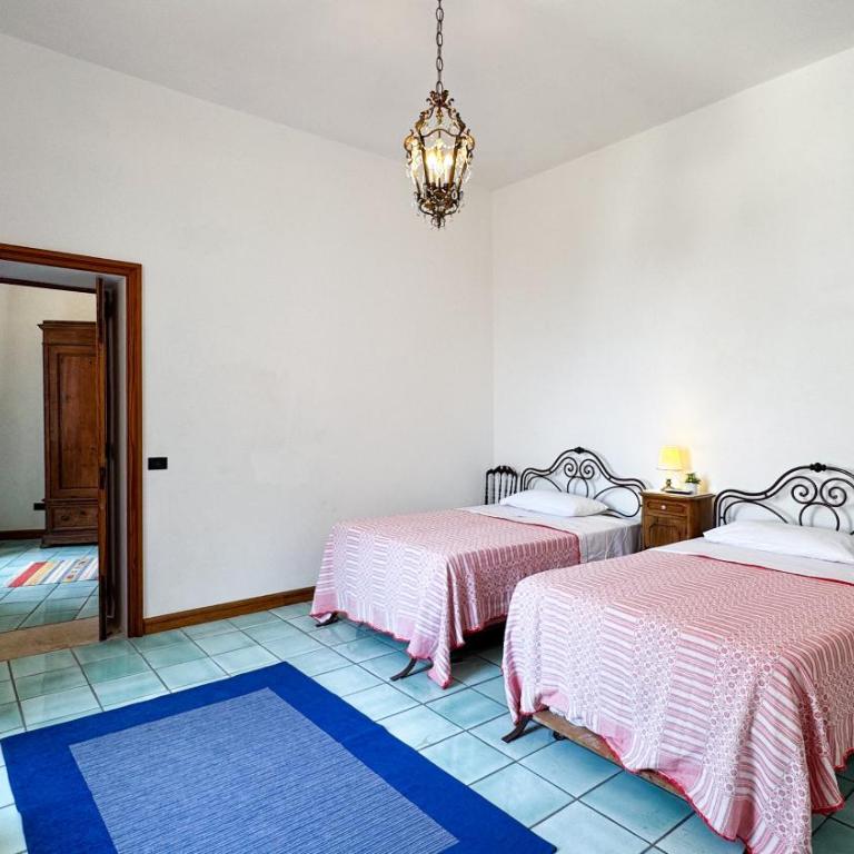 Casa Filippo - Authentic Historic Seafront Home with Terrace in Otranto City Center - Marea Stays Collection - Villa con 3 Camere da Letto - 12