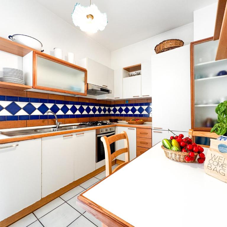 Casa Marea - Authentic Holiday Home Near the Beach in Santa Caterina - Marea Stays Collection - Two-Bedroom House - 5