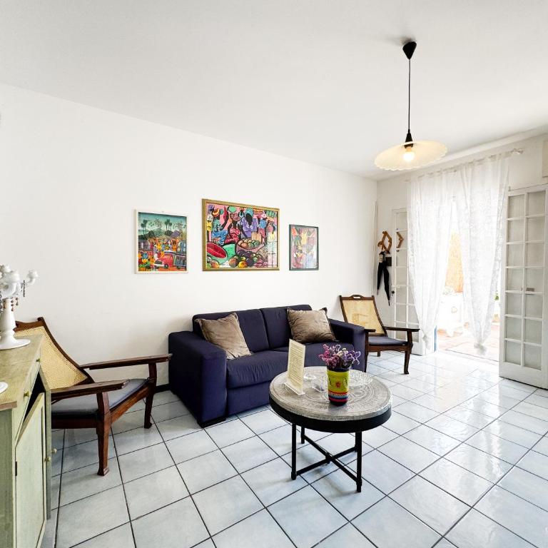 Casa Marea - Authentic Holiday Home Near the Beach in Santa Caterina - Marea Stays Collection - Two-Bedroom House - 16