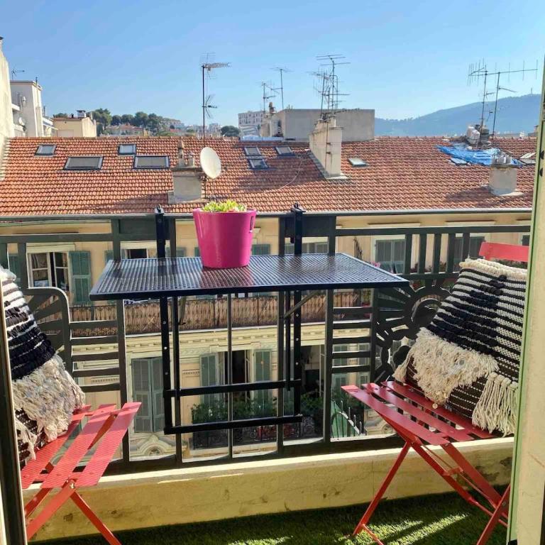 Cosy et Lumineux 2 pieces au Cœur de Nice - Appartement 1 Chambre - Vue sur Ville - 4