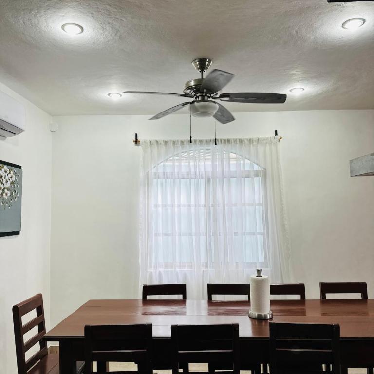 Spacious 3-story private house with ocean view - Five-Bedroom House - 20