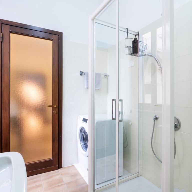 Marble Home Exclusive 100mq in City Center - Appartamento con 1 Camera da Letto - 4