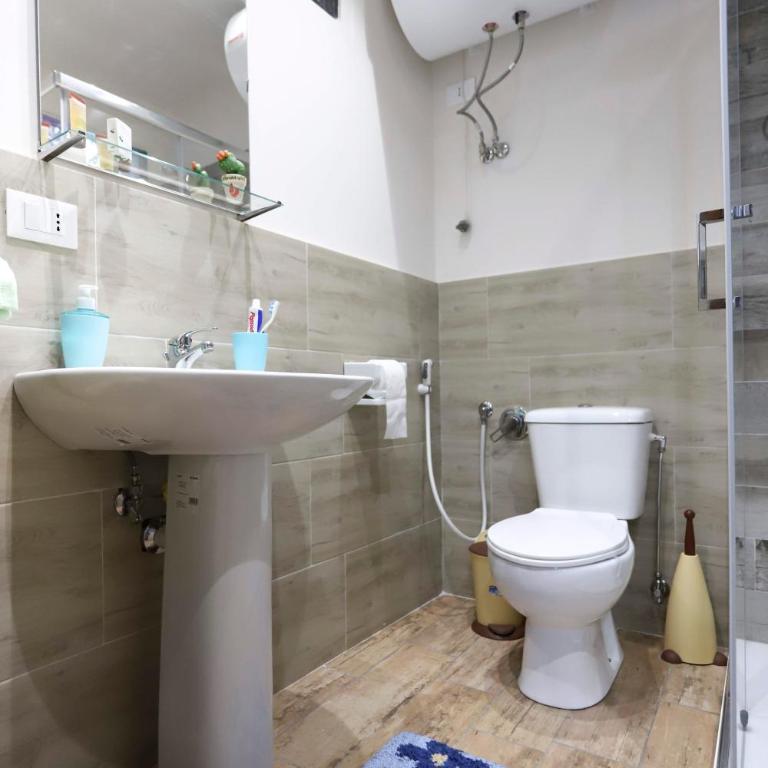 ZazzamitaHouse - One-Bedroom House - 34