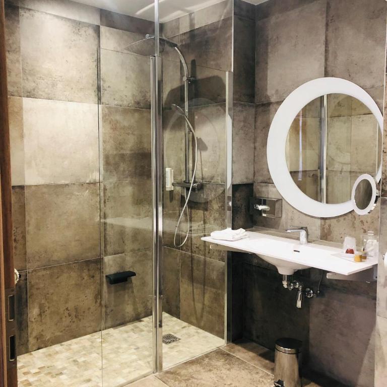 Hotel Beaucour - Suite Junior avec Douche - 7
