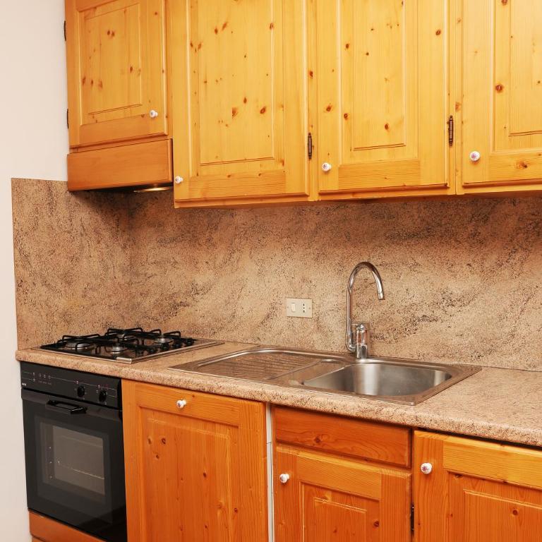 Residence Marisol Camere & Appartamenti - Mezzana Centre - Apartamento de 1 dormitorio - Via dei Ronchi 1 - 8