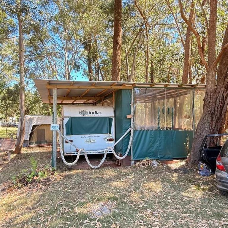 Casa Rodante Fija y Pileta en el bosque Punta del Este - camping - - Casa Móvil - 2