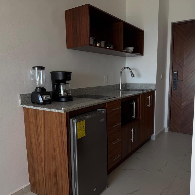 MIRAMARE Ocean View - King Suite with Ocean View - 19