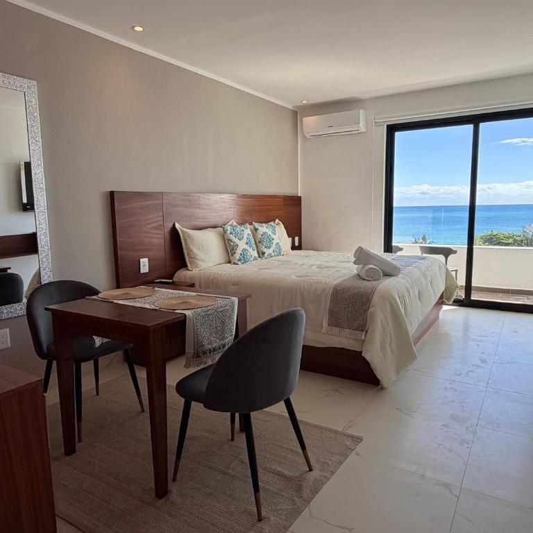 MIRAMARE Ocean View - King Suite with Ocean View - 33