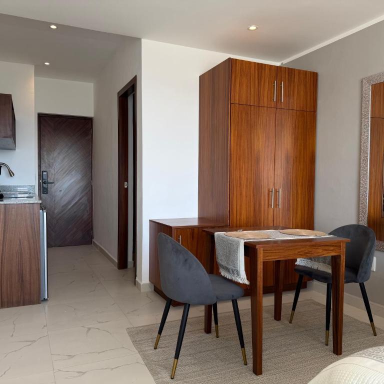 MIRAMARE Ocean View - King Suite with Ocean View - 31
