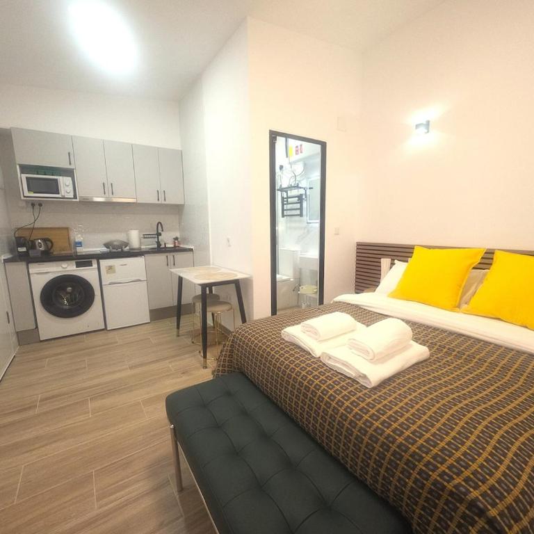 102 Modern Studio in Villaverde Alto AC WIFI 15 MIN Center Madrid - Apartamento de 1 dormitorio - 1