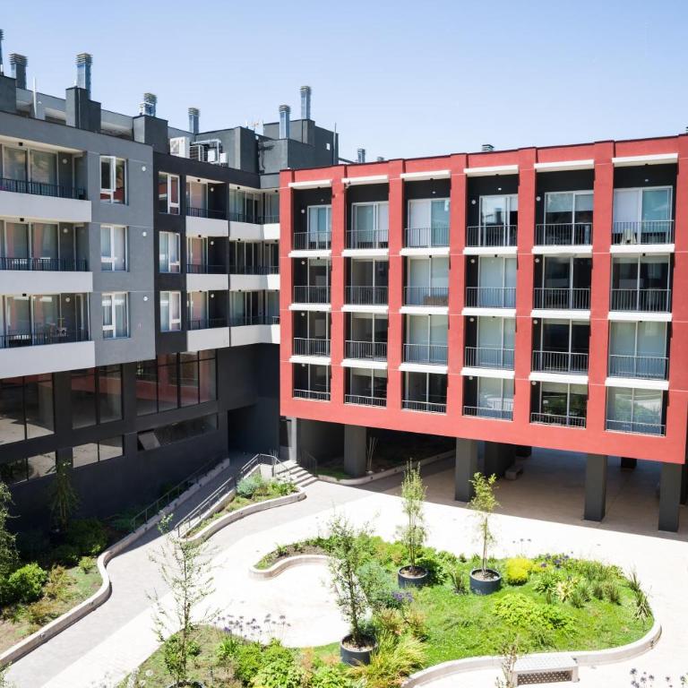 Spacious 2BR 2BA in Providencia Perfect for Groups - Apartment - 37