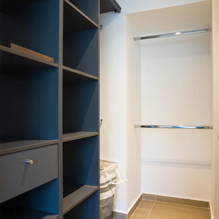Spacious 2BR 2BA in Providencia Perfect for Groups - Apartment - 12