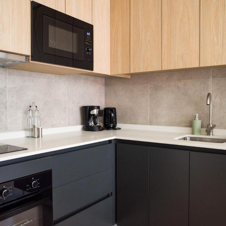 Urban Retreat Quiet & Modern 2BR in Providencia - Apartment - 20