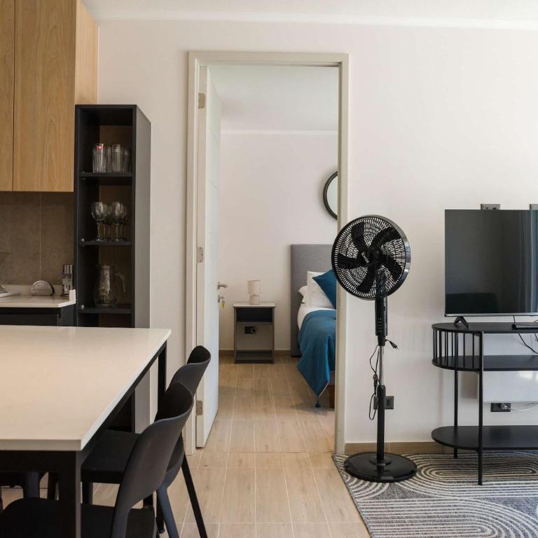 Urban Retreat Quiet & Modern 2BR in Providencia - Apartment - 12
