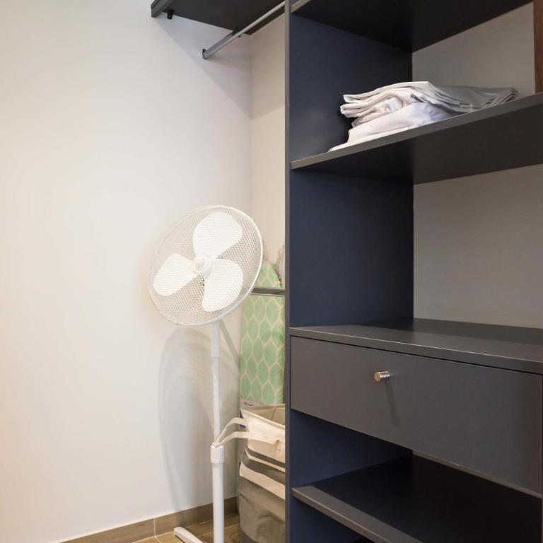 Urban Retreat Quiet & Modern 2BR in Providencia - Apartment - 30