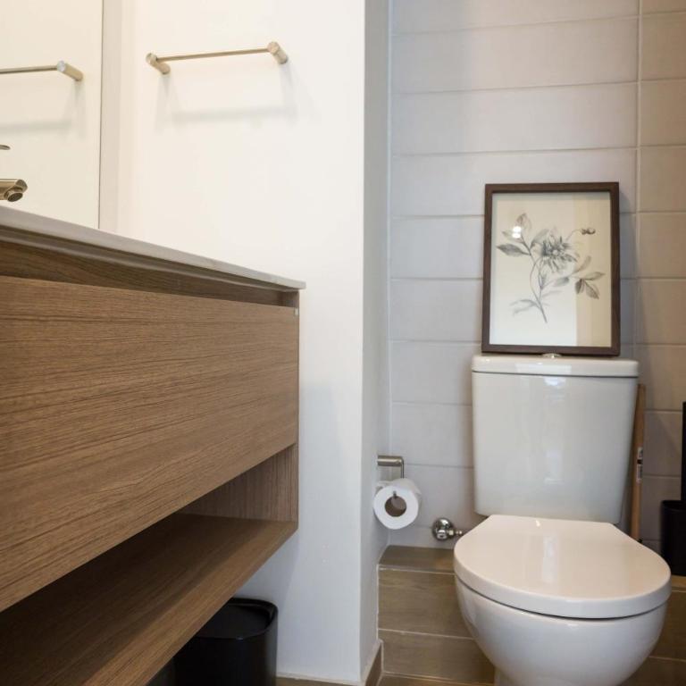 Urban Retreat Quiet & Modern 2BR in Providencia - Apartment - 50