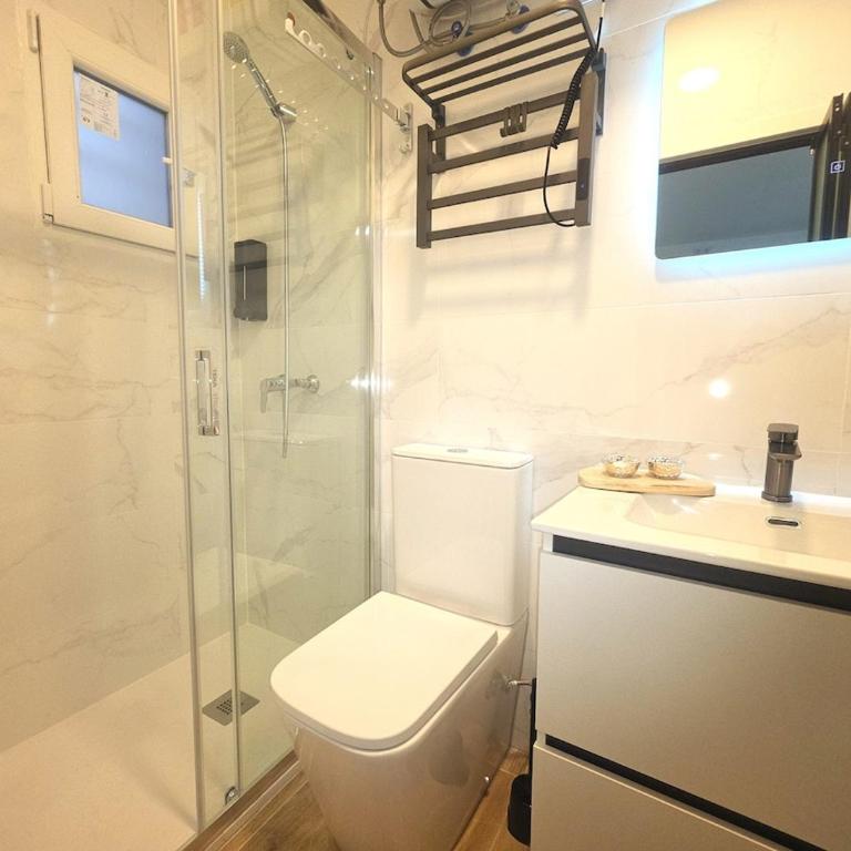 105 Cozy Studio 15 min Puerta del Sol - One-Bedroom Apartment - 6