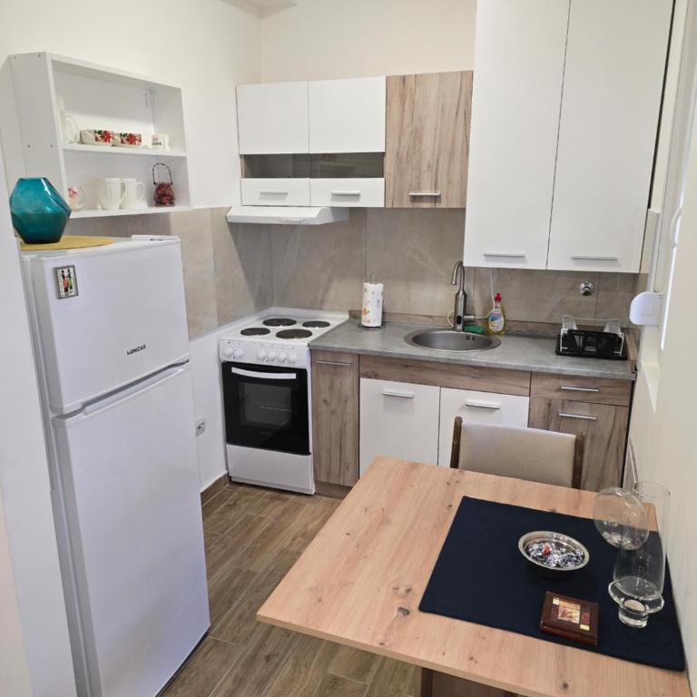 Kmb Apartment - One-Bedroom Apartment - 15