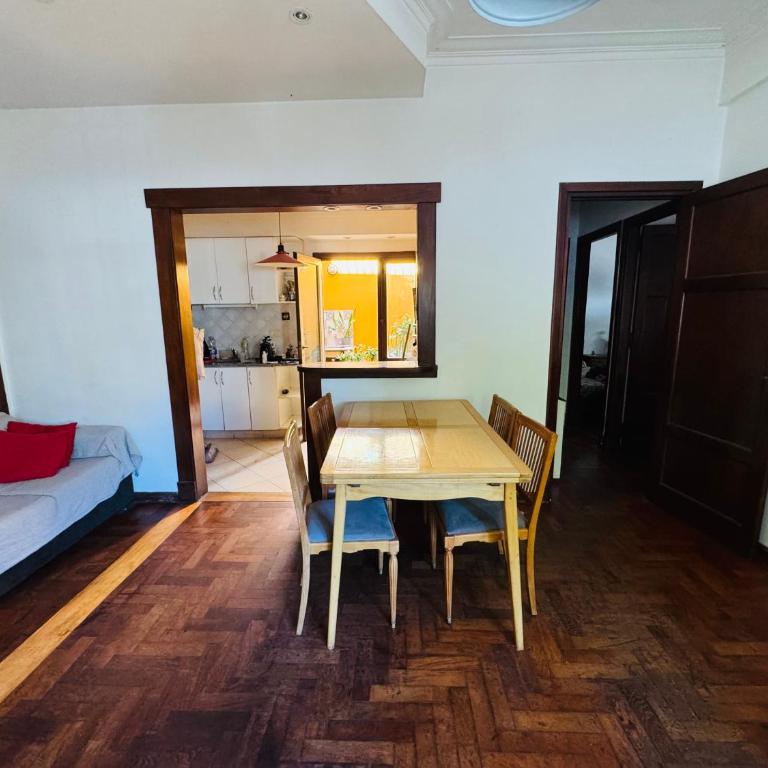 Hermosa casa a tres cuadras del mar - Apartamento de 2 dormitorios - 2