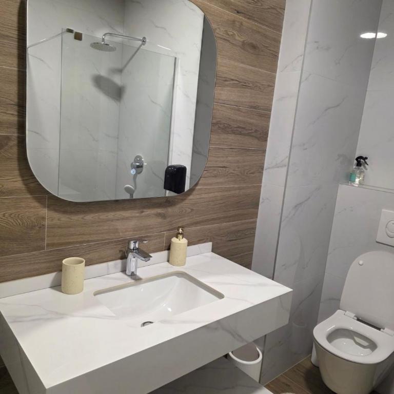 Versus Jahorina - Family Suite with Balcony - 17