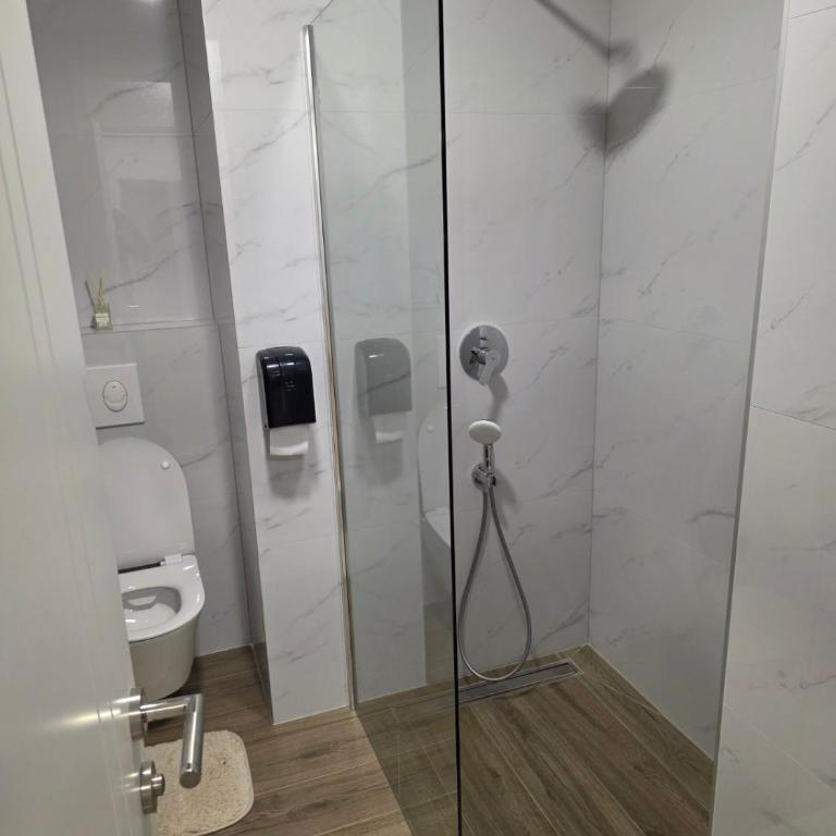 Versus Jahorina - Family Suite with Balcony - 16