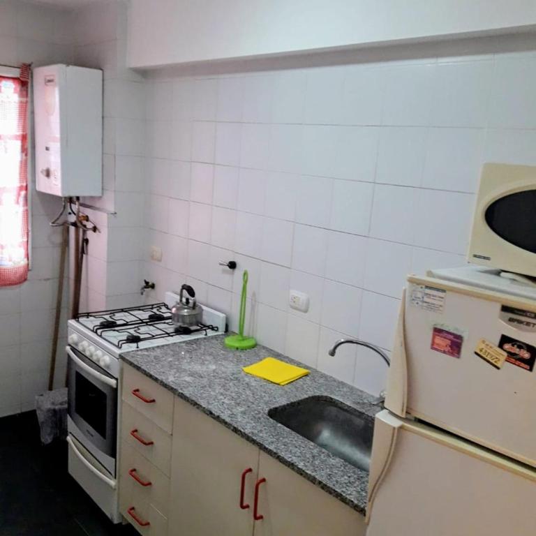 Necochea Frente al Mar , Seguridad 24Hs Piso 8 A - One-Bedroom Apartment - 4