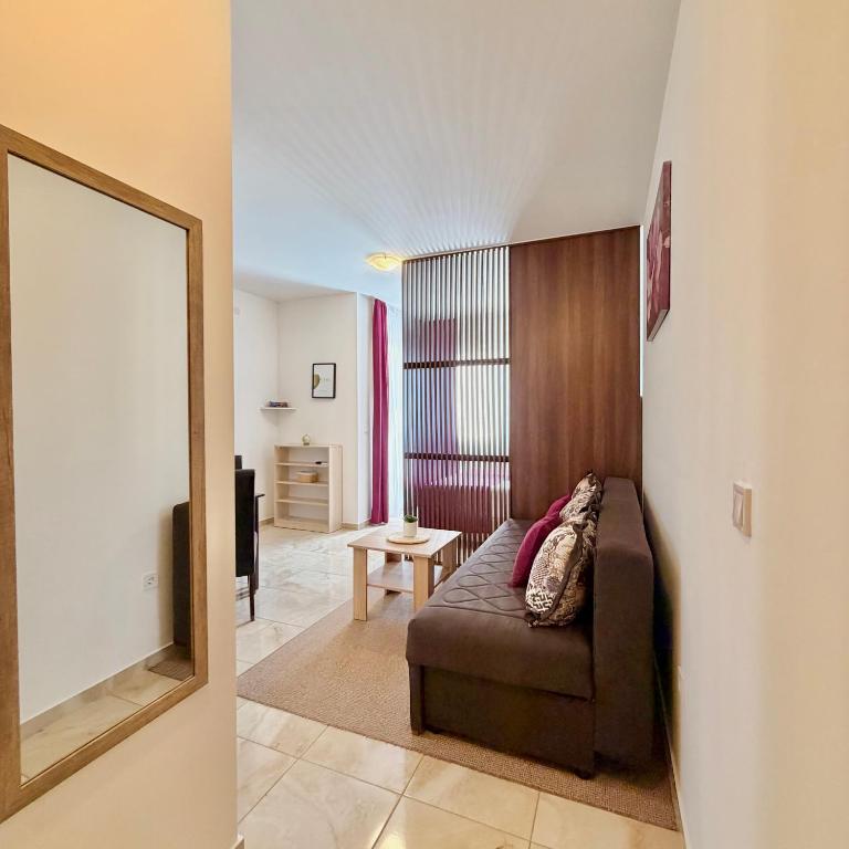 Apartments Sunrise - Family Studio - 1