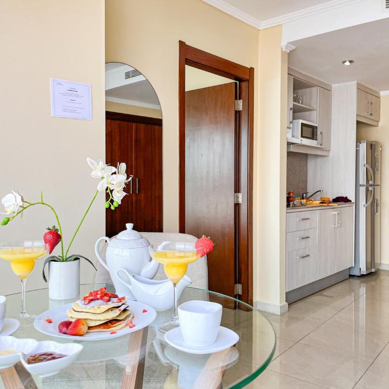 River View Suite Pool, Gym, Jacuzzi, AC & Hot Water - One-Bedroom Apartment with River View - 18